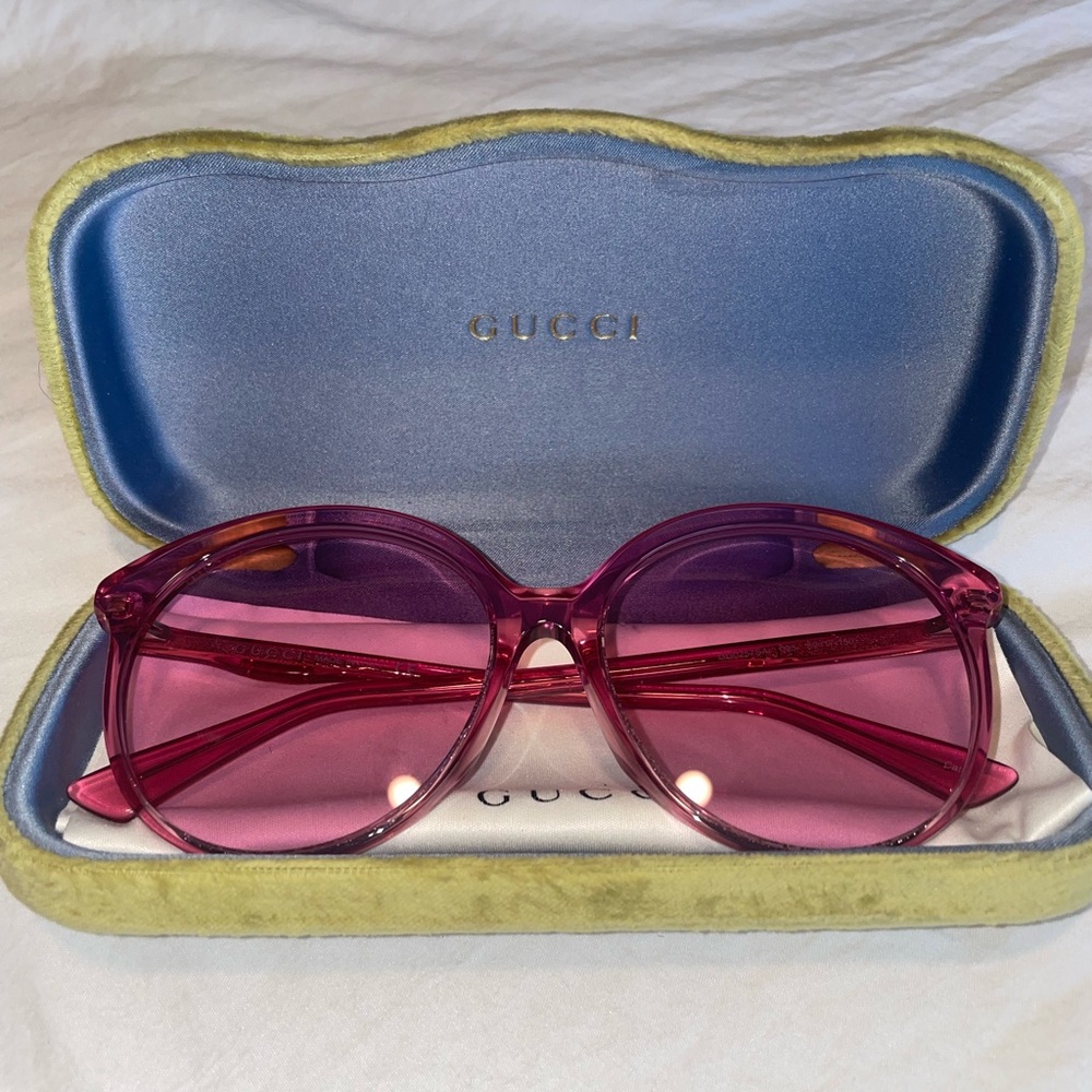 Gucci Fuchsia Sunglasses